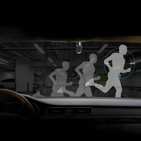 Inteligentní Dashcam – Automatické Detekce a Zesílená Bezpečnost
