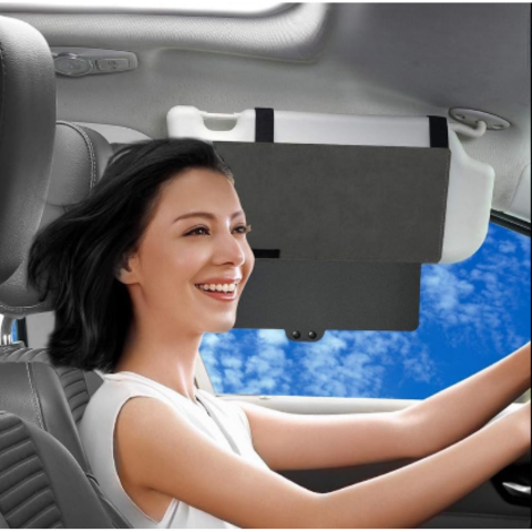 Auto sluneční clona – UV filtr a snížené odrazy