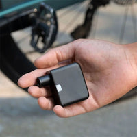 Akumulatorowa mini elektryczna pompka rowerowa - prosta i praktyczna w użyciu