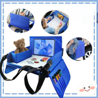 Plataforma de viaje para asiento de auto infantil — Confort y almacenamiento integrado 