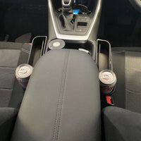 自動車シート用コンソールオーガナイザー — 迅速かつユニバーサルな取り付け 